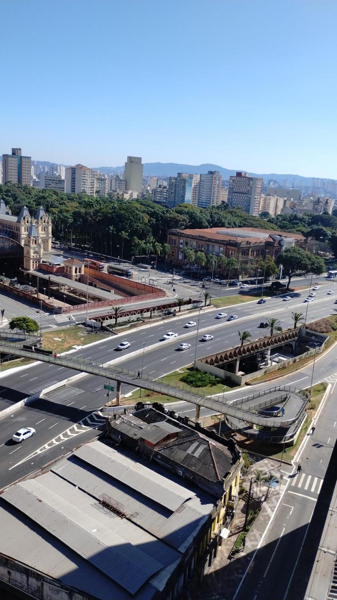 Studio Lindo; No Centro Em Frente Ao Metro! ساو باولو المظهر الخارجي الصورة